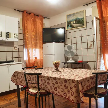 Vancla Apartment, Free Park, Free Wi-fi, Vicino Al Mare * Giardini Naxos